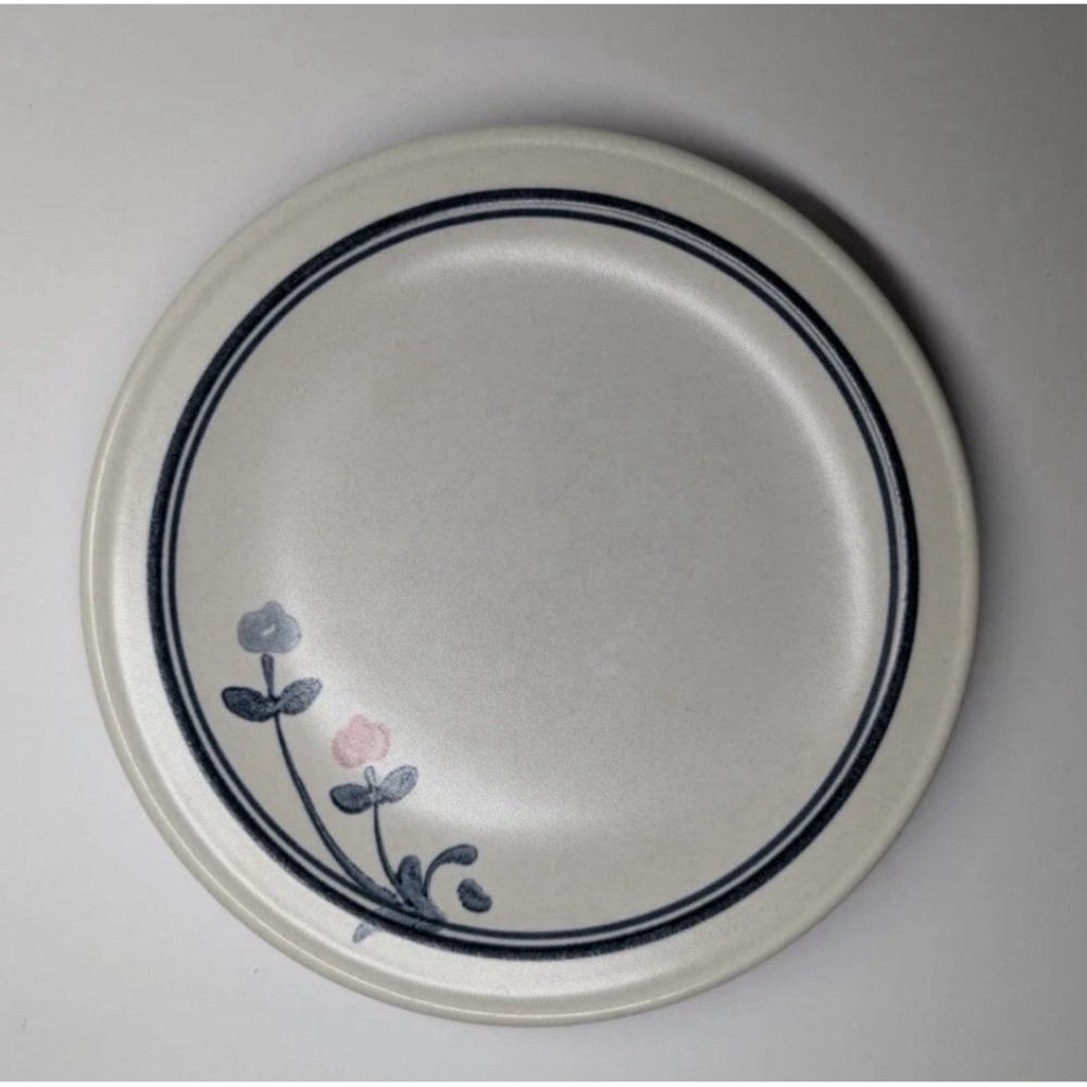 7" Round Vintage Pfaltzgraff Stoneware Windsong Dessert Bread Plates Single